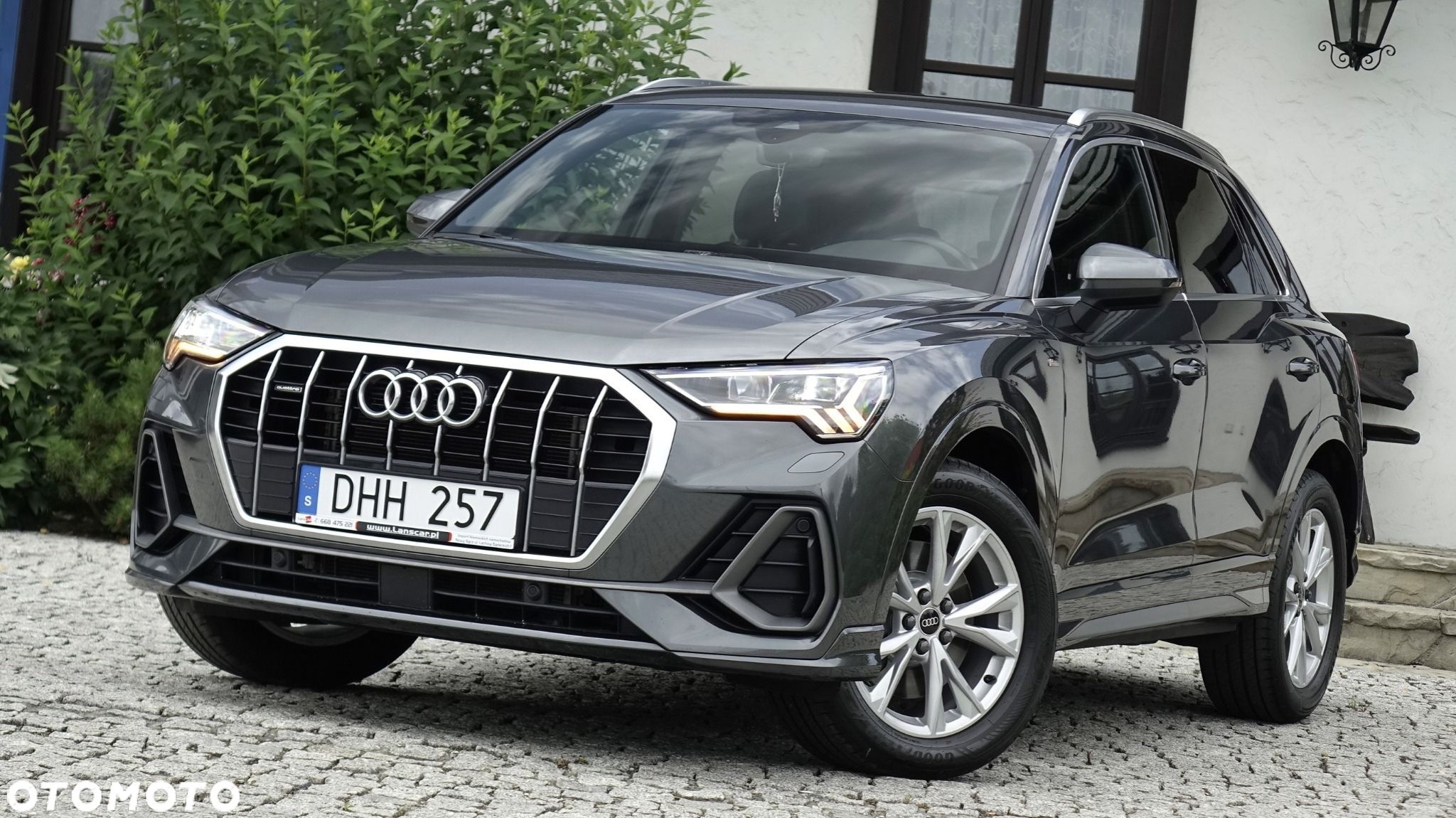 Audi Q3 Sportback - 1