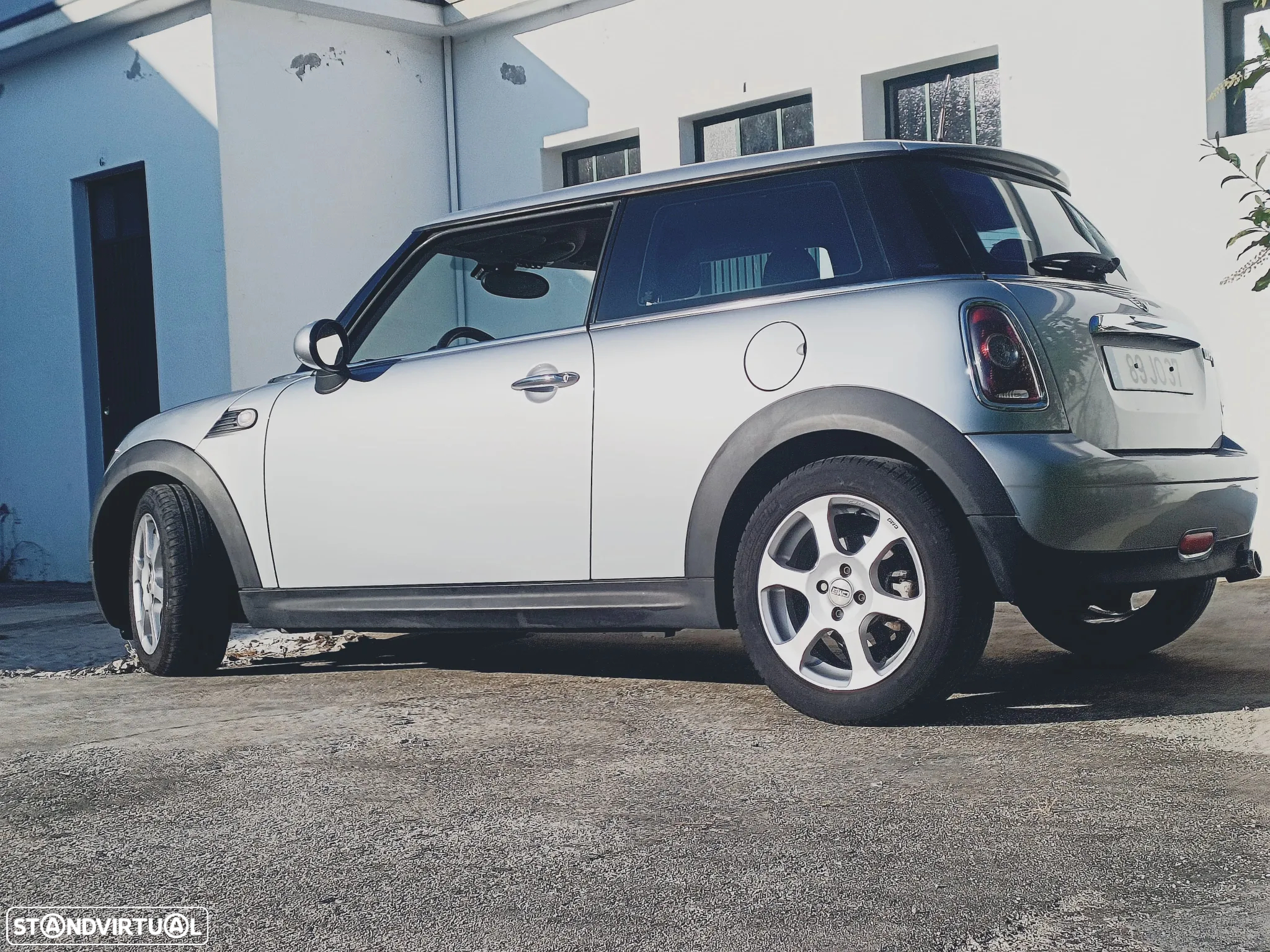 MINI 3 Portas Cooper D - 4