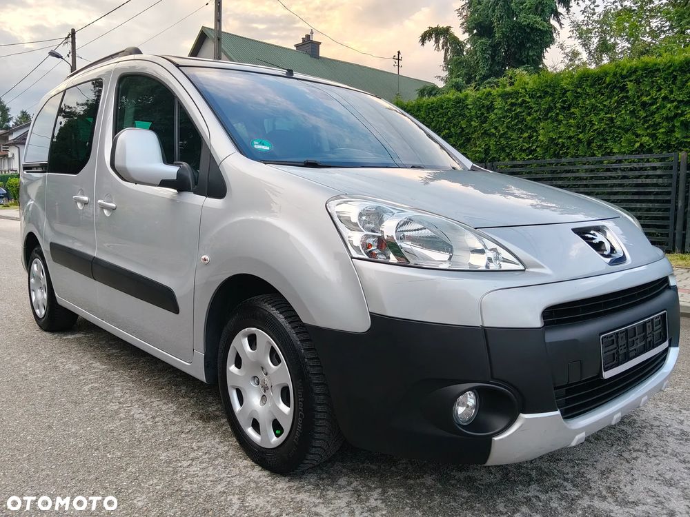 Peugeot Partner 110 Tendance mit Familien-Paket - 2