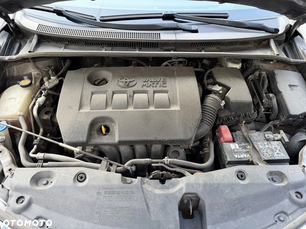 Toyota Avensis 1.8 Prestige - 34