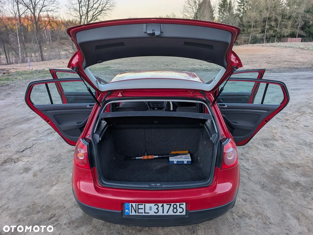 Volkswagen Golf 1.6 Comfortline - 14