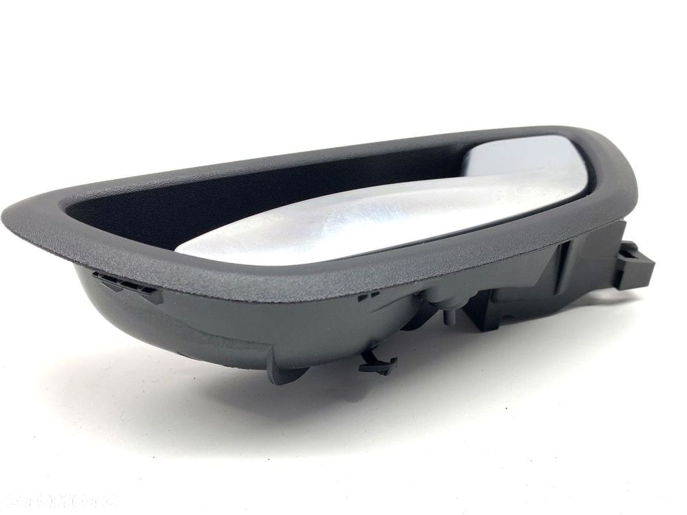 KLAMKA WEWNĘTRZNA PRAWY PRZÓD - 45.00 PLN - RENAULT MEGANE IV sedan 2016 - 2022 1.3 TCe 140 (LVNB) - 2