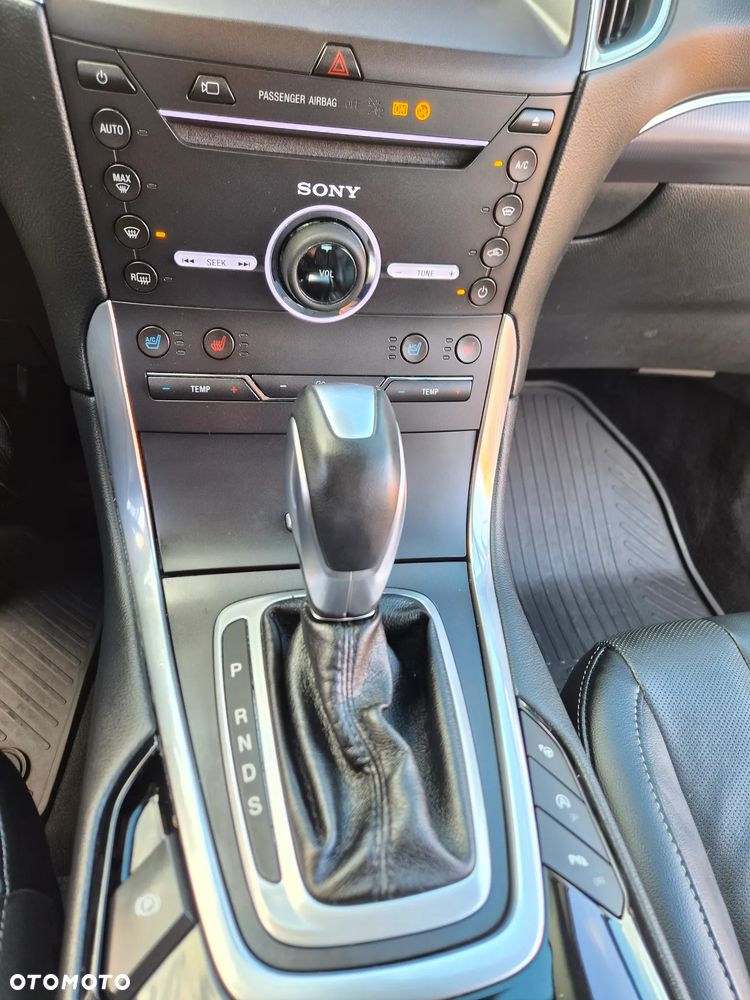 Ford S-Max 2.0 TDCi Bi-Turbo Titanium PowerShift - 38