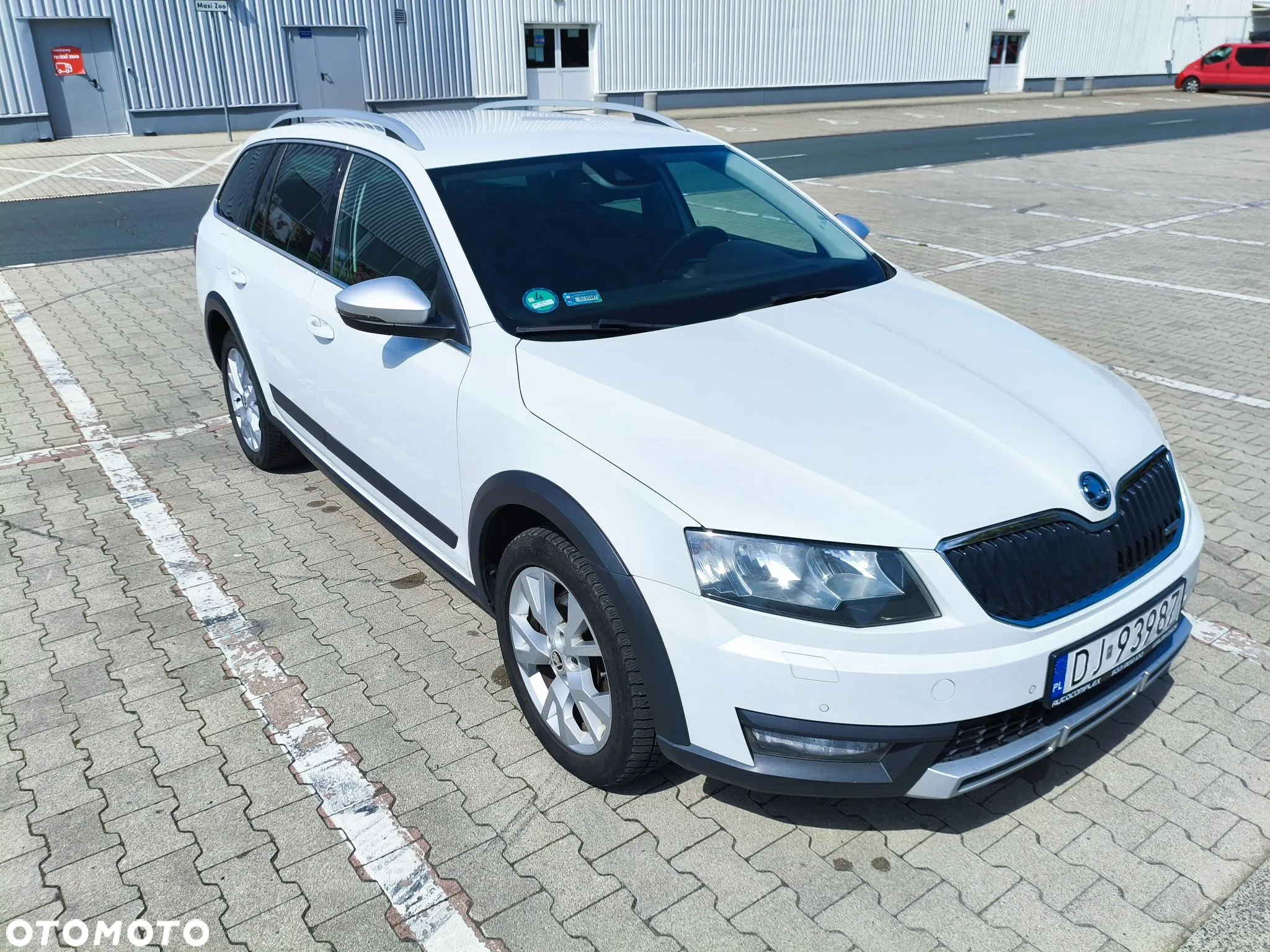 Skoda Octavia Scout 2.0 TDI 4x4 DSG - 3