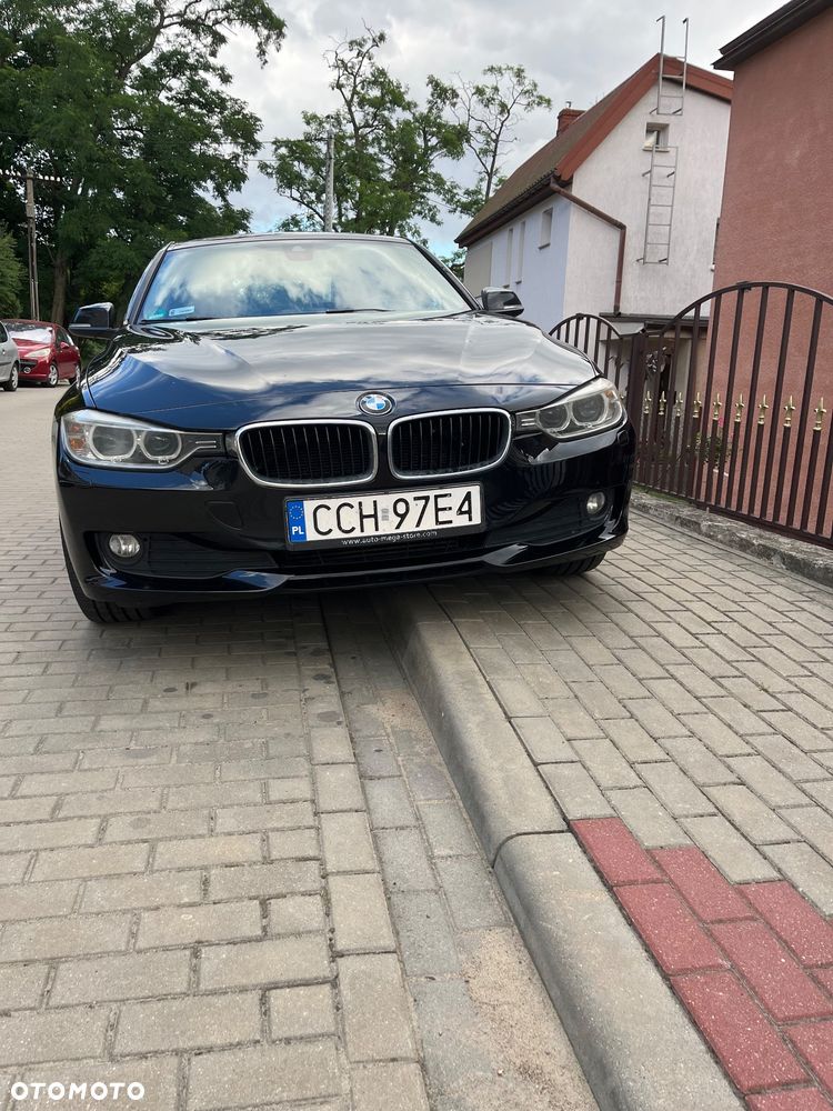 BMW Seria 3 318d - 2