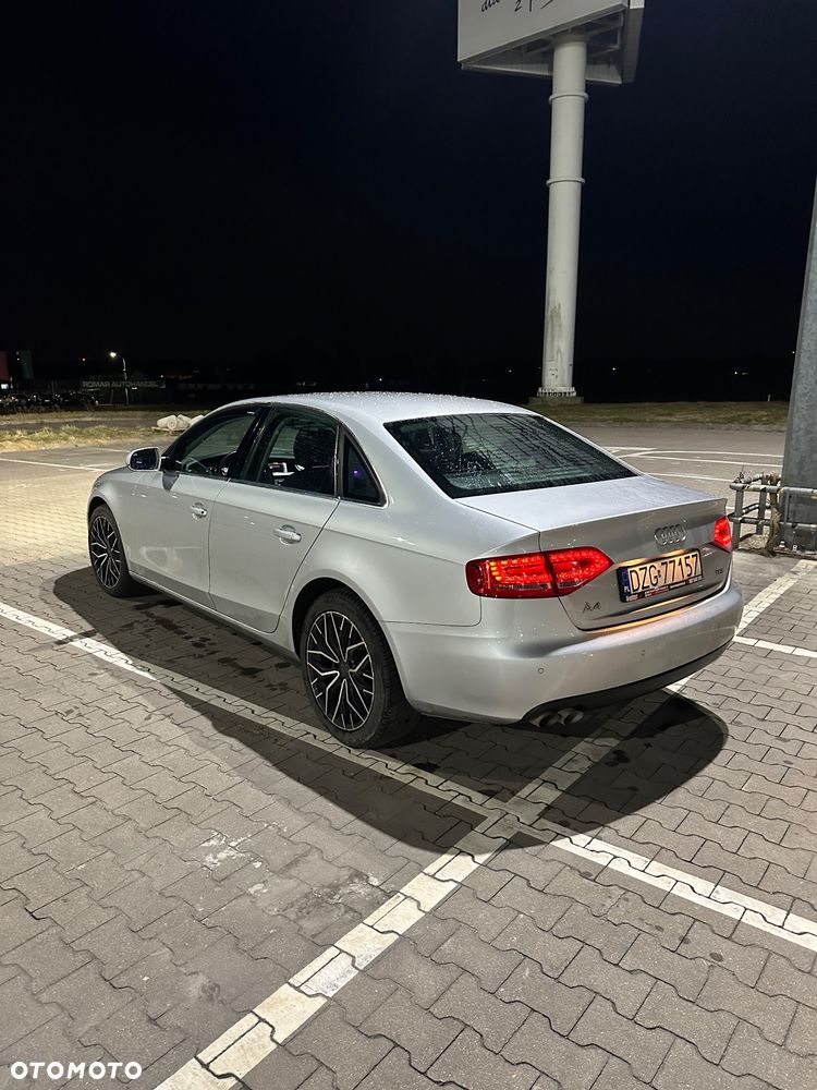 Audi A4 Limousine 2.0 TDI DPF Attraction - 4