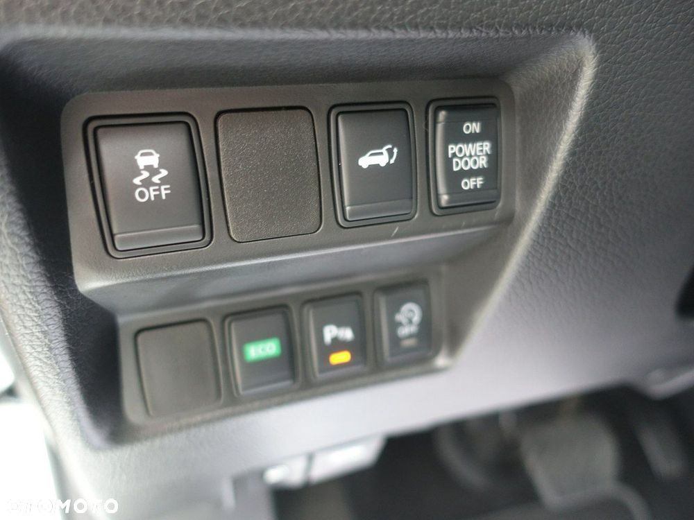 Nissan X-Trail 1.6 DCi Xtronic N-Connecta - 33