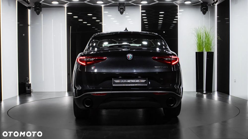 Alfa Romeo Stelvio 2.0 Turbo Sprint Q4 - 6