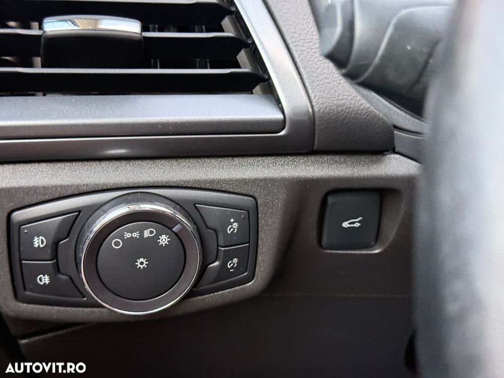 Ford Mondeo 2.0 TDCi Start-Stopp PowerShift-Aut. Vignale - 25