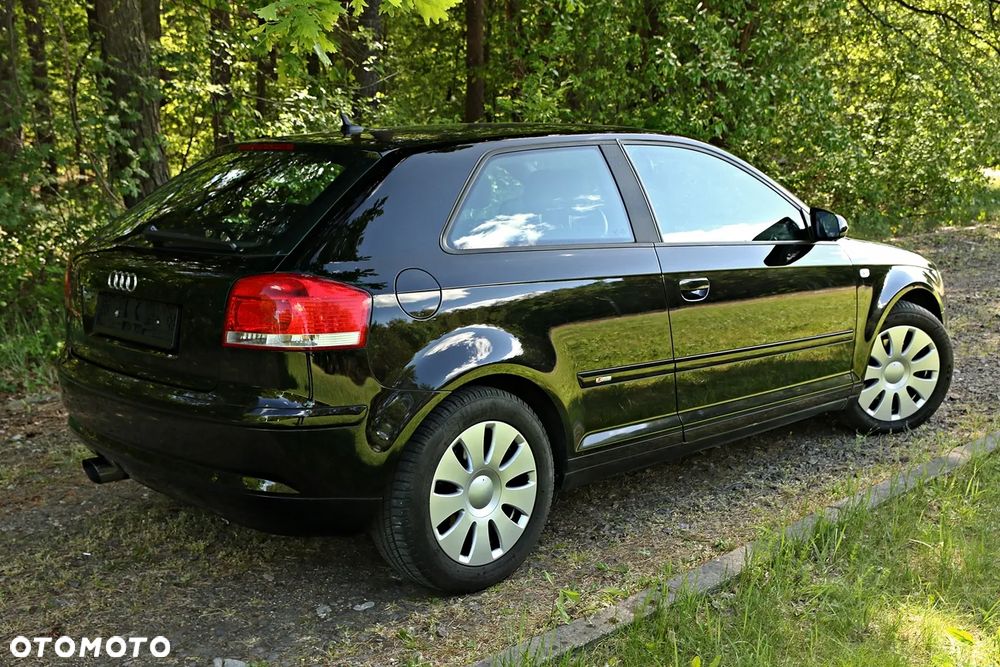 Audi A3 3-drzwiowe 1.6 S Line Sportpaket plus - 20