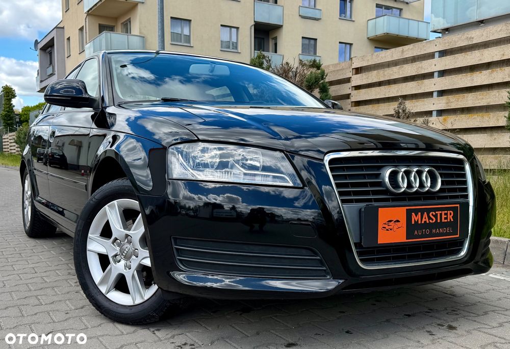 Audi A3 Sportback 1.6 Ambiente - 9
