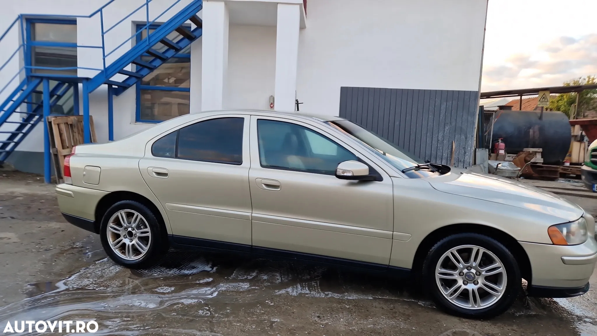 Volvo S60 D EDITION - 6
