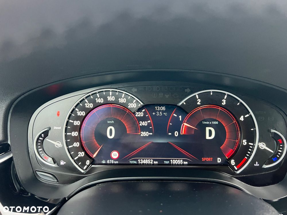 BMW Seria 5 520d Luxury Line sport - 17