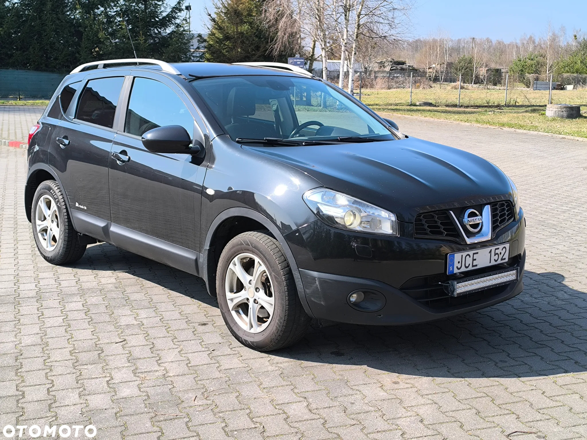Nissan Qashqai - 2