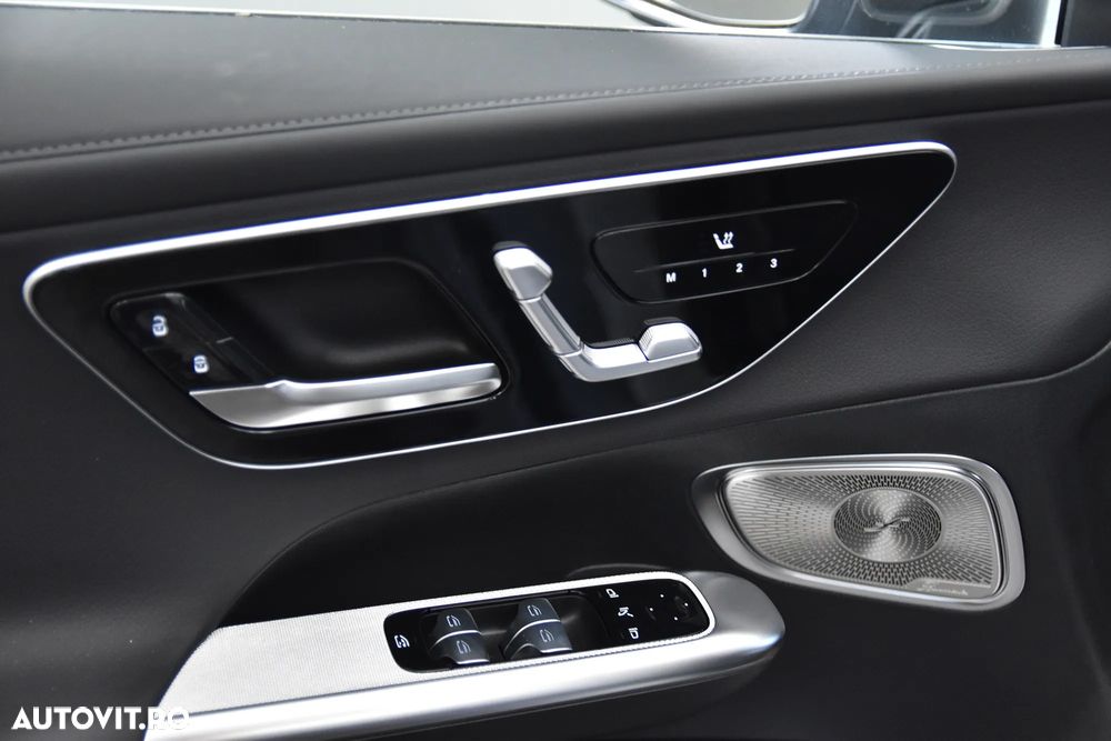 Mercedes-Benz GLC Coupe 300 4MATIC MHEV - 13