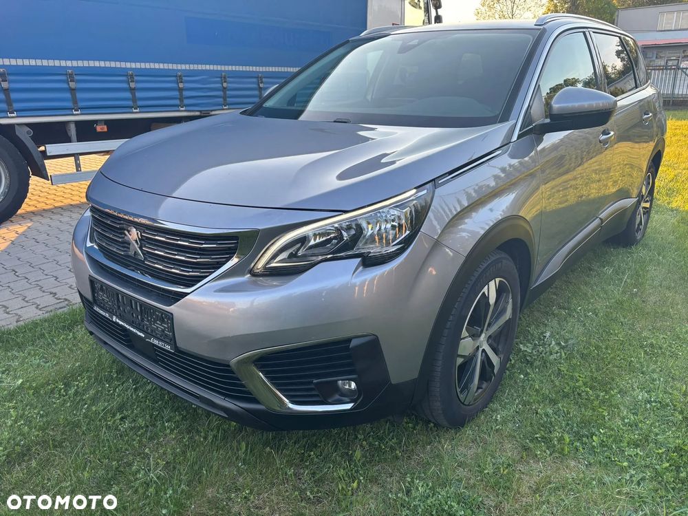 Peugeot 5008 HDI 150 Active - 3