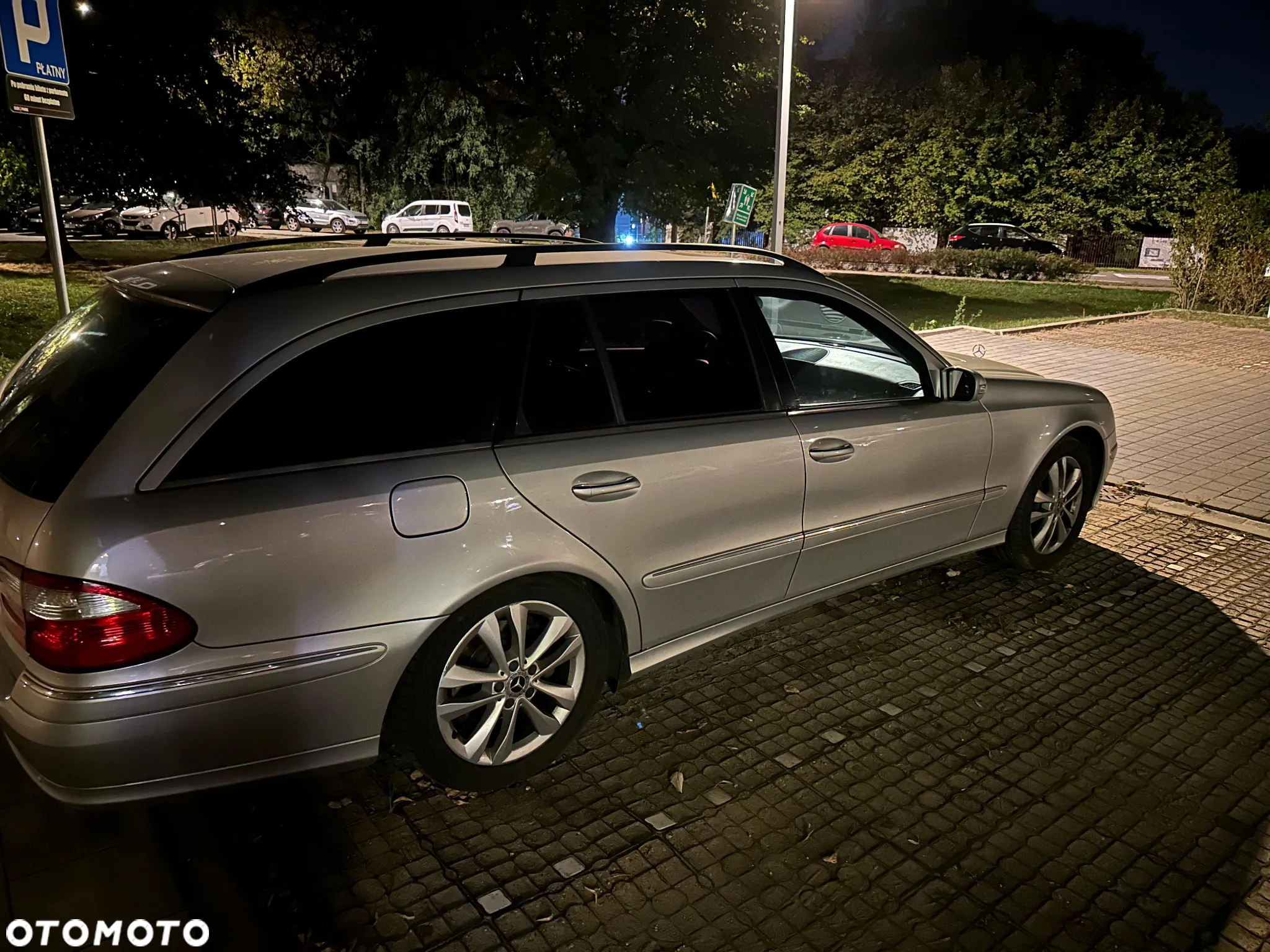 Mercedes-Benz Klasa E 320 T Avantgarde - 5