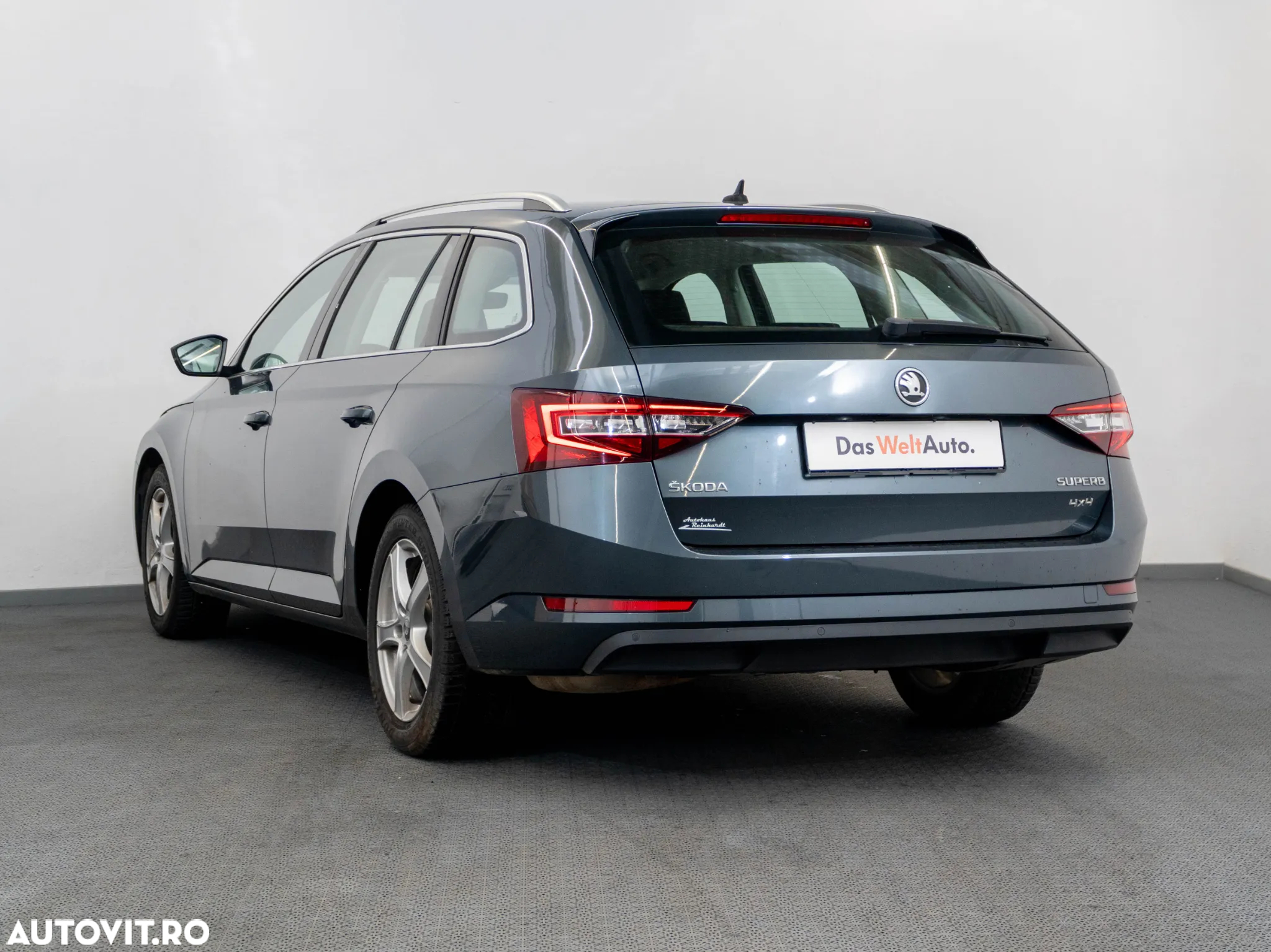 Skoda Superb Combi 2.0 TDI 4X4 DSG Ambition - 3