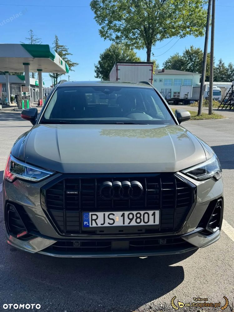 Audi Q3 - 1