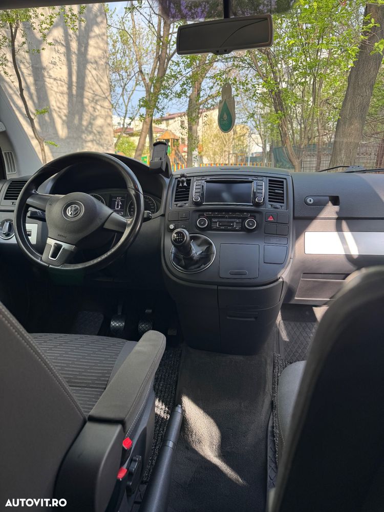 Volkswagen Multivan - 5