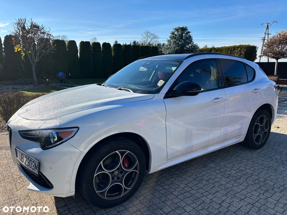 Alfa Romeo Stelvio - 4
