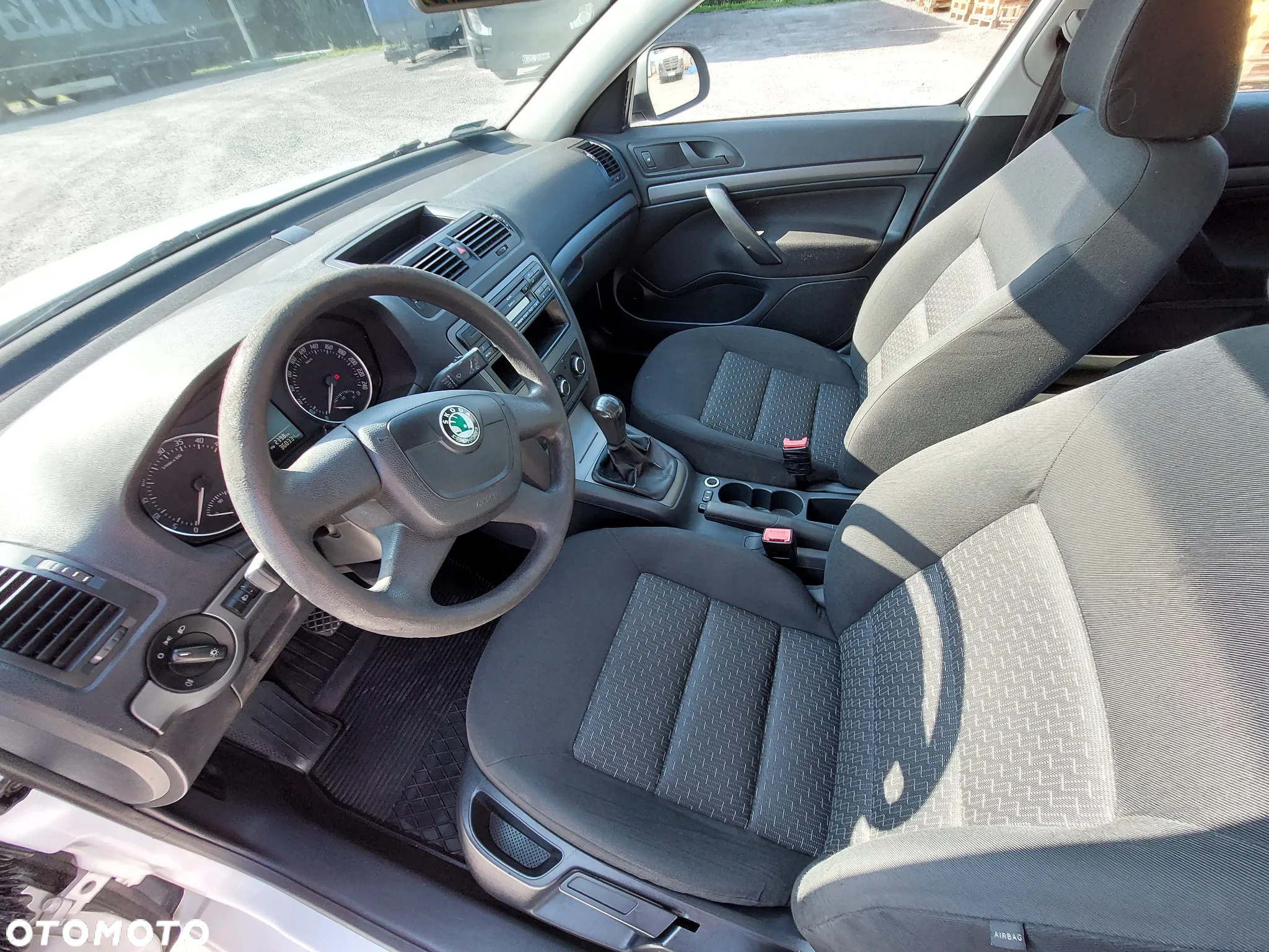 Skoda Octavia 1.6 TDI Classic - 8