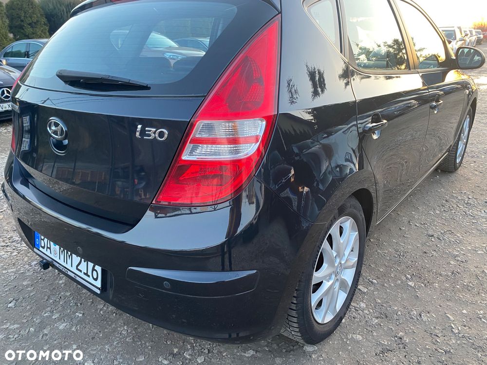 Hyundai i30 1.4 Edition Plus - 12