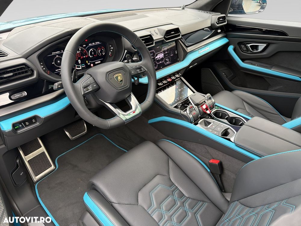 Lamborghini URUS - 2