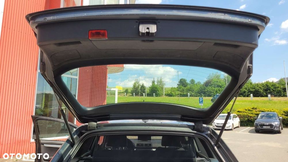 Audi A4 Avant - 9