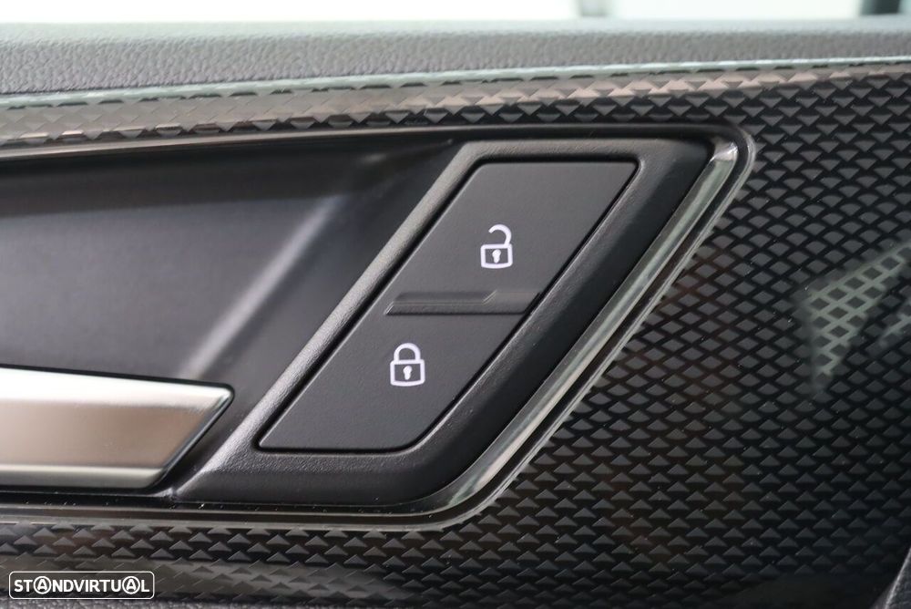 VW Polo 1.0 TSI Urban - 16