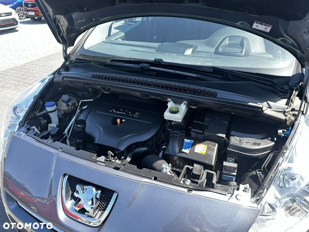 Peugeot 5008 - 24