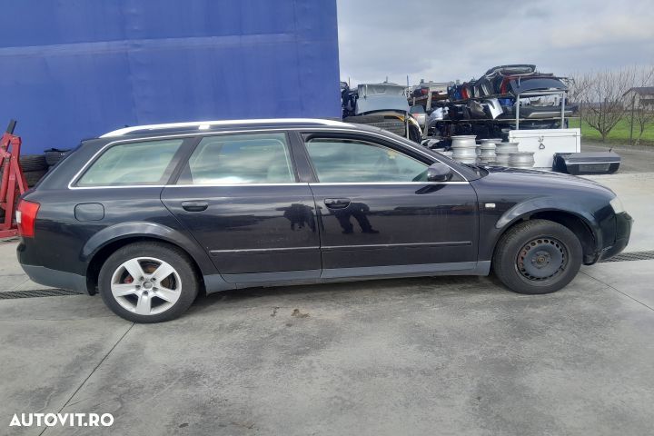 Dezmembrez Audi A4 B6 [2000 - 2005] Avant wagon 5-usi 1.9 TDI 6MT (13 - 3