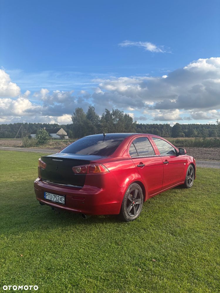 Mitsubishi Lancer 2.0 DID Intense - 9