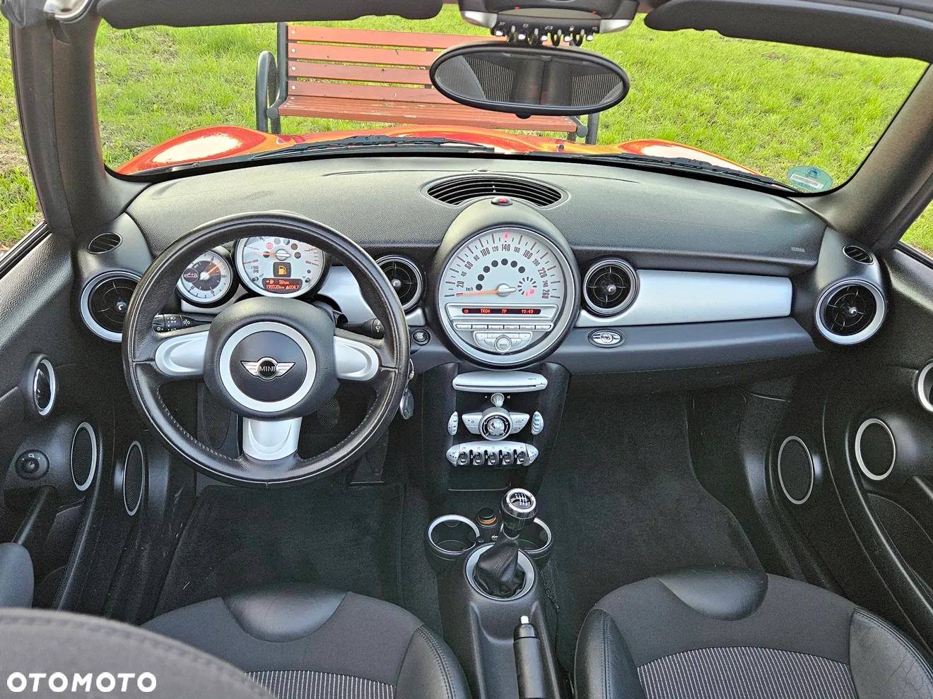 MINI Cooper Cabrio - 28