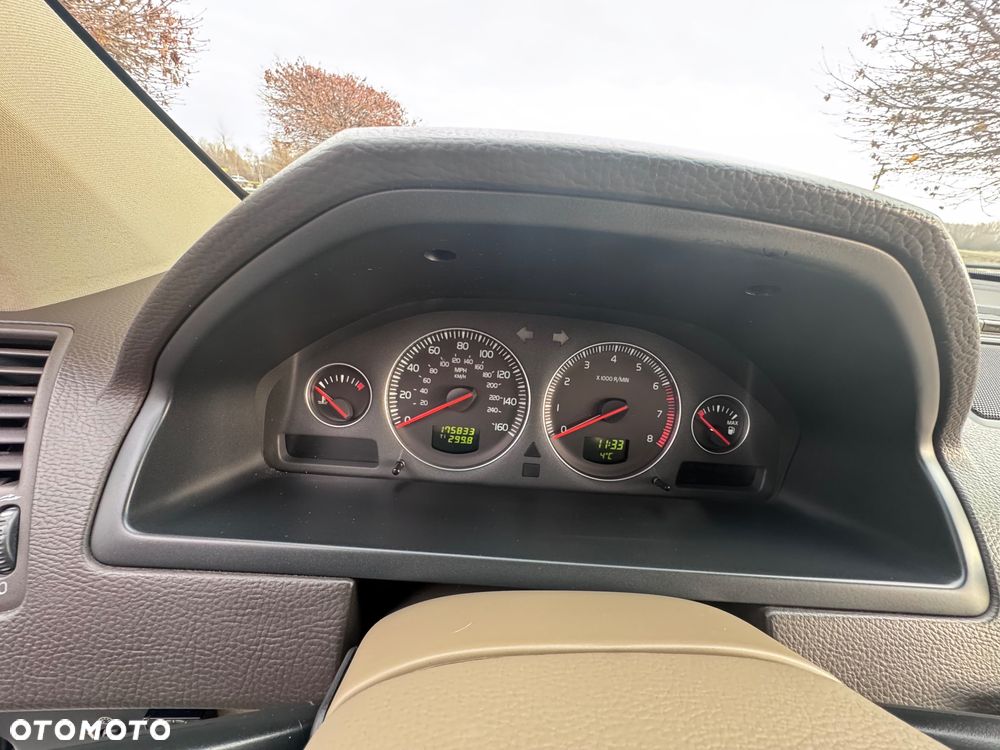 Volvo XC 90 3.2 AWD Geartonic Summum - 15