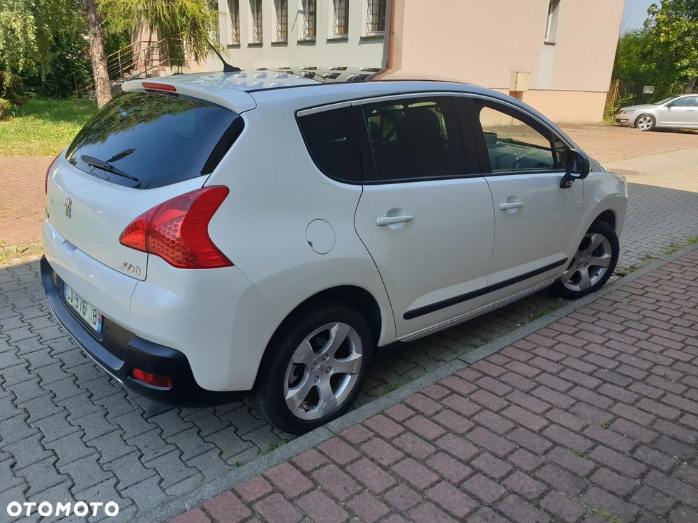 Peugeot 3008 HDi 150 Allure - 16