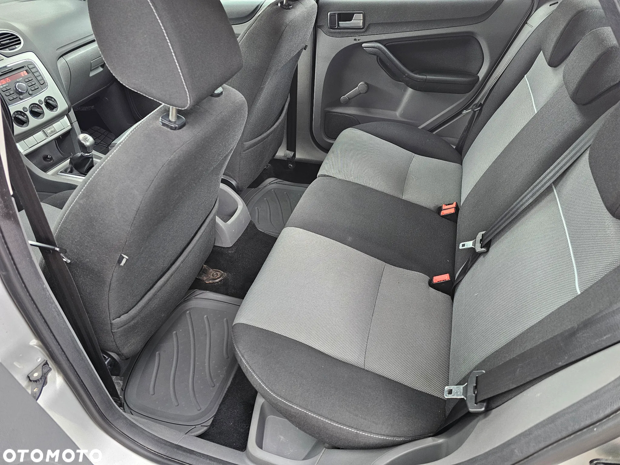 Ford Focus - 12