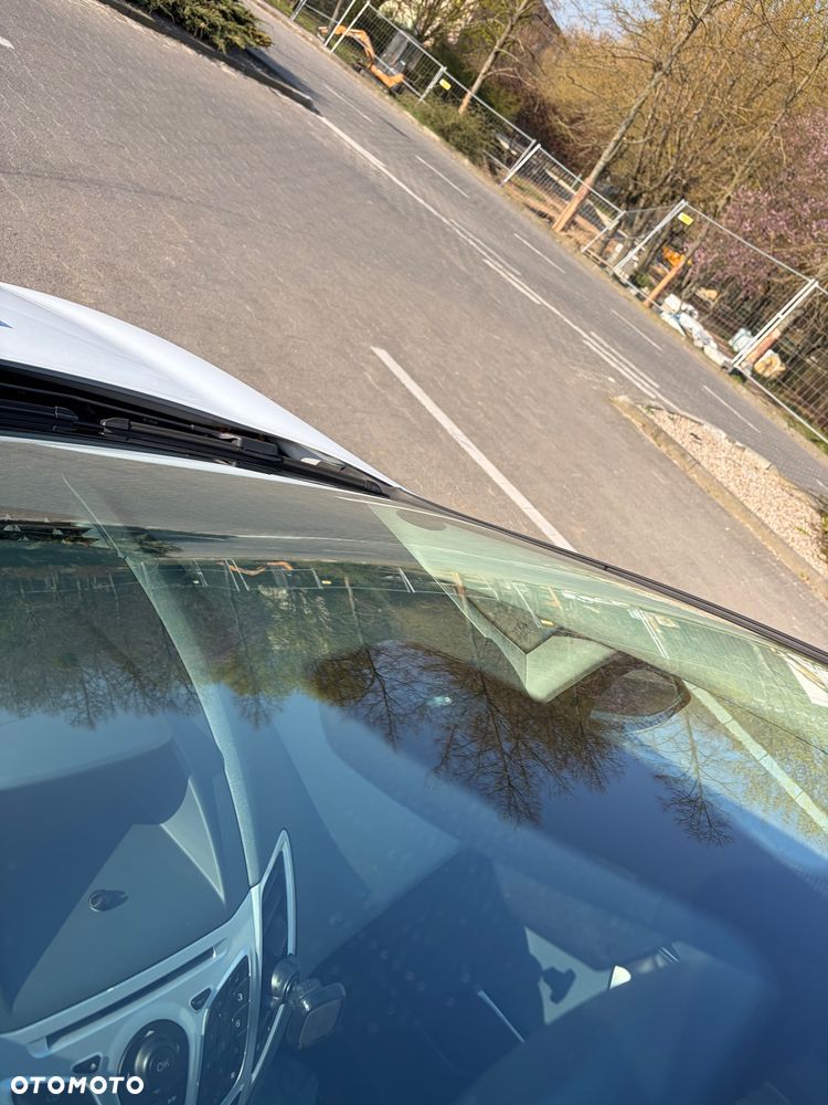 Ford Fiesta 1.4 Titanium - 21