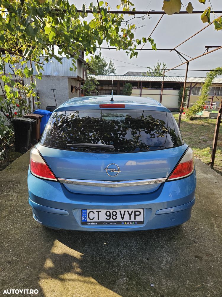 Opel Astra - 2