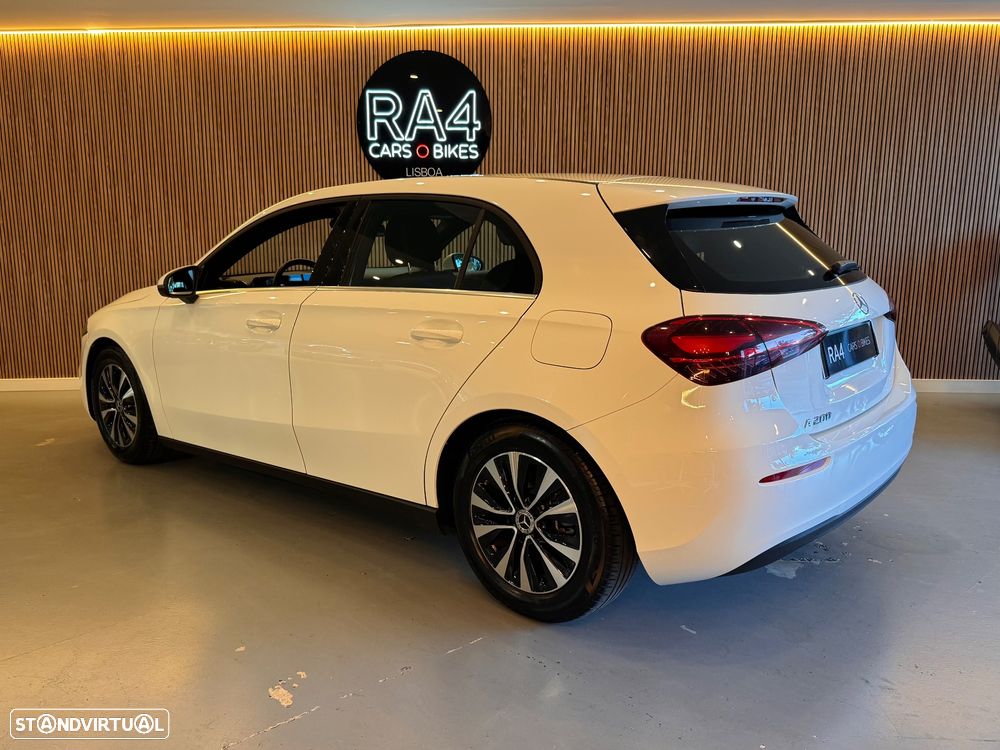 Mercedes-Benz A 200 Standard - 4