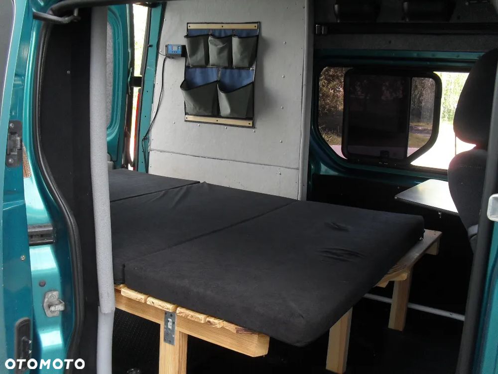 Renault Trafic - 6