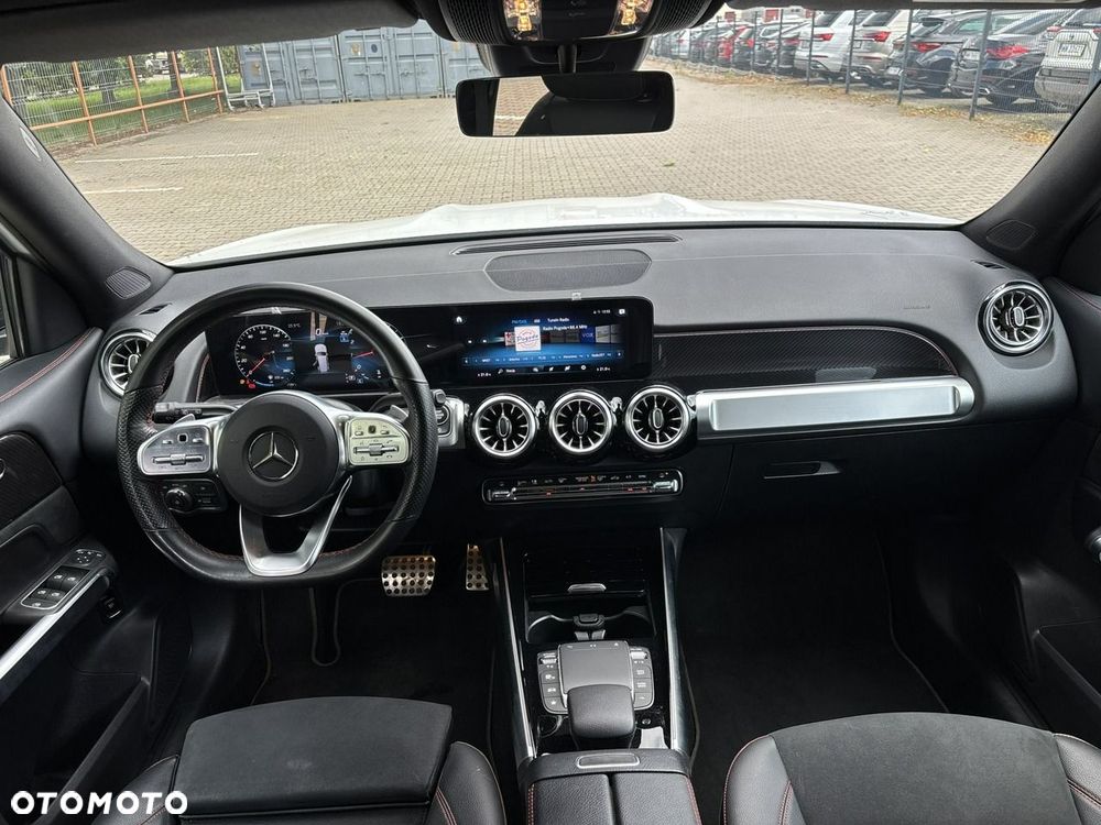 Mercedes-Benz GLB 200 7G-DCT - 13