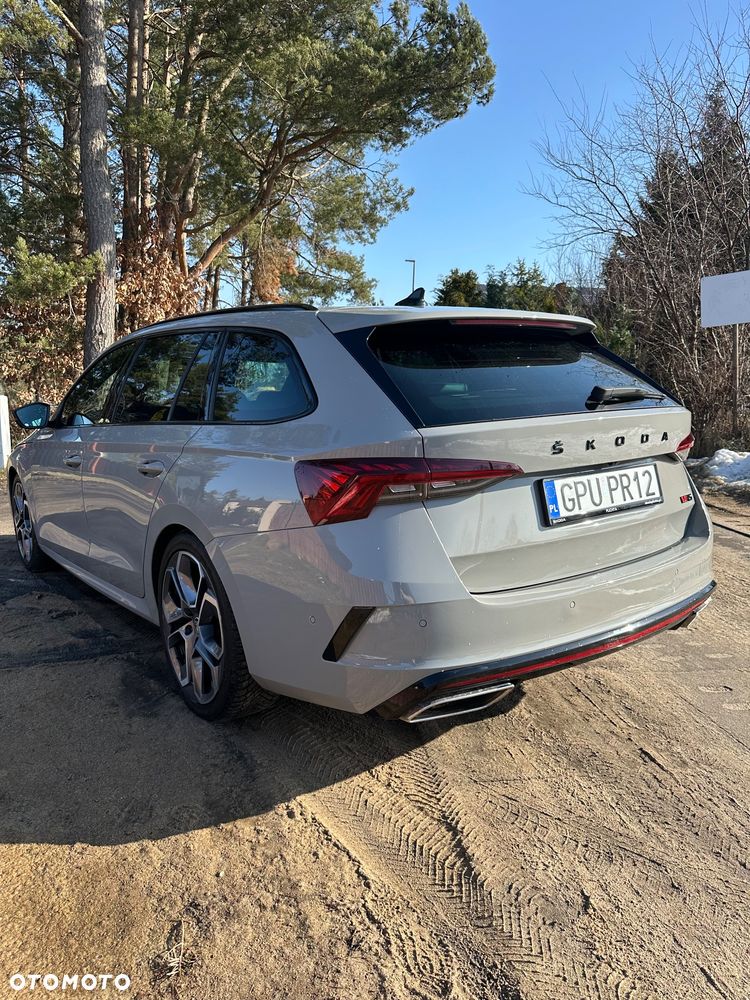 Skoda Octavia 2.0 TDI RS DSG - 4