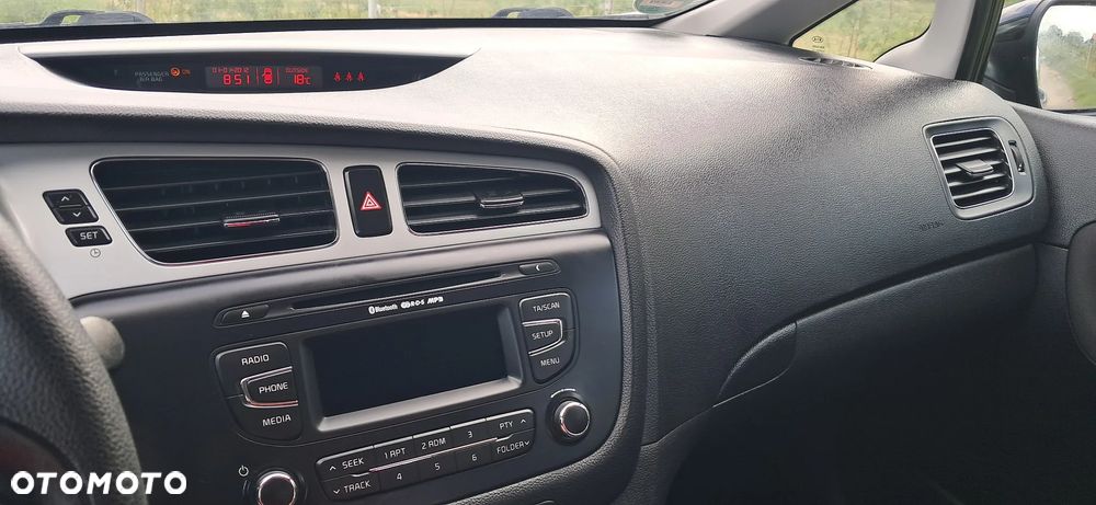 Kia Ceed 1.4 CVVT - 17