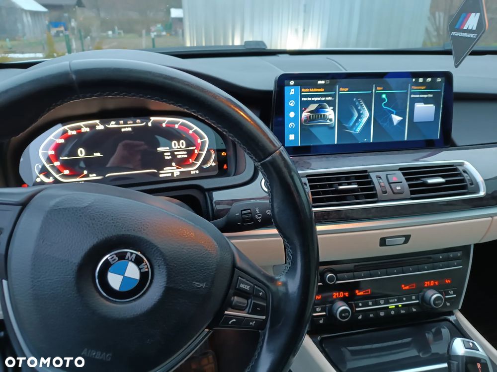 BMW 5GT 535i - 6