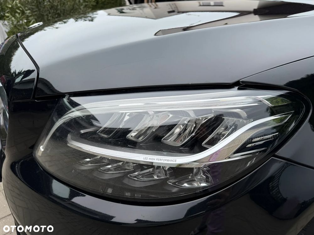Mercedes-Benz Klasa C 220 d 9G-TRONIC - 17