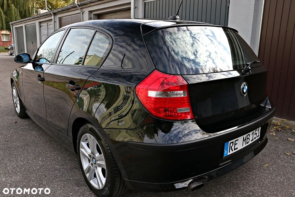 BMW Seria 1 116i - 25