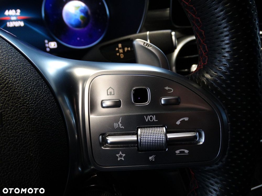 Mercedes-Benz GLC - 26