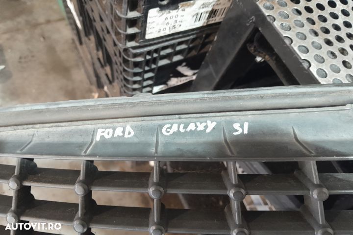 Grila radiator 7S71-8200-D 7S71-8200-D Ford Galaxy 1 [facelift] [2000 - 4