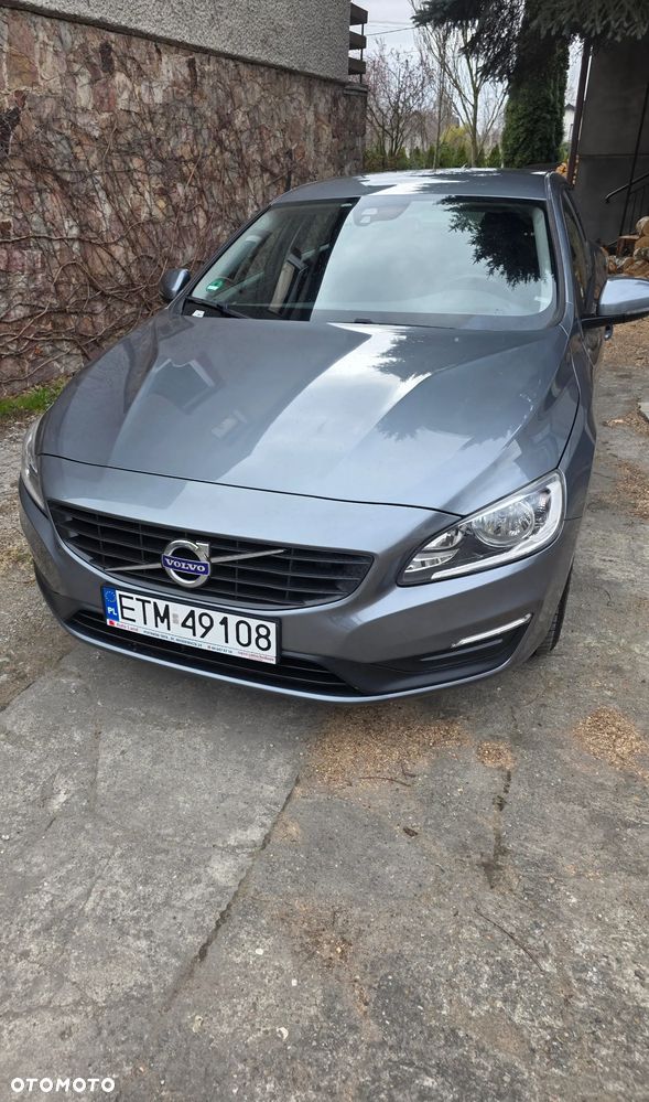 Volvo V60 2017 photo 4